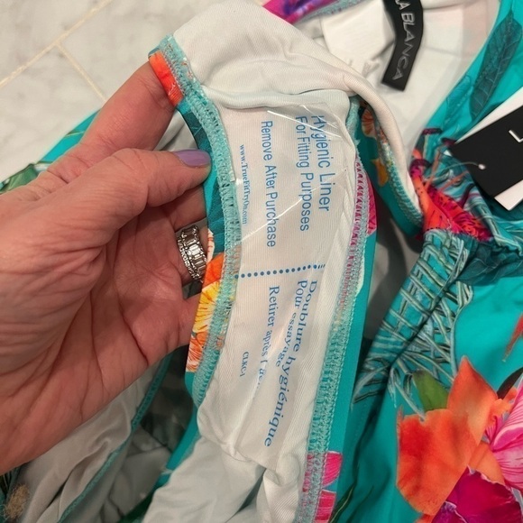 La blanca NWT tropical bikini bottom with ruched skirt size 16 - Picture 5 of 10
